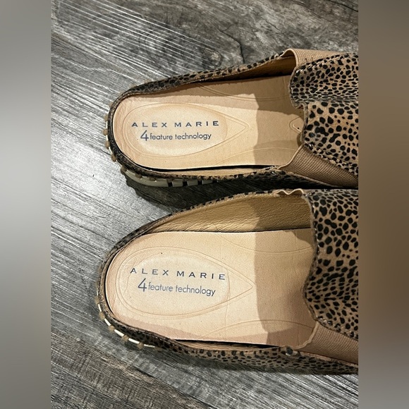 FINAL PRICE ALEX MARIE 4 Feature Technology Slip On Shoes - Picture 5 of 6